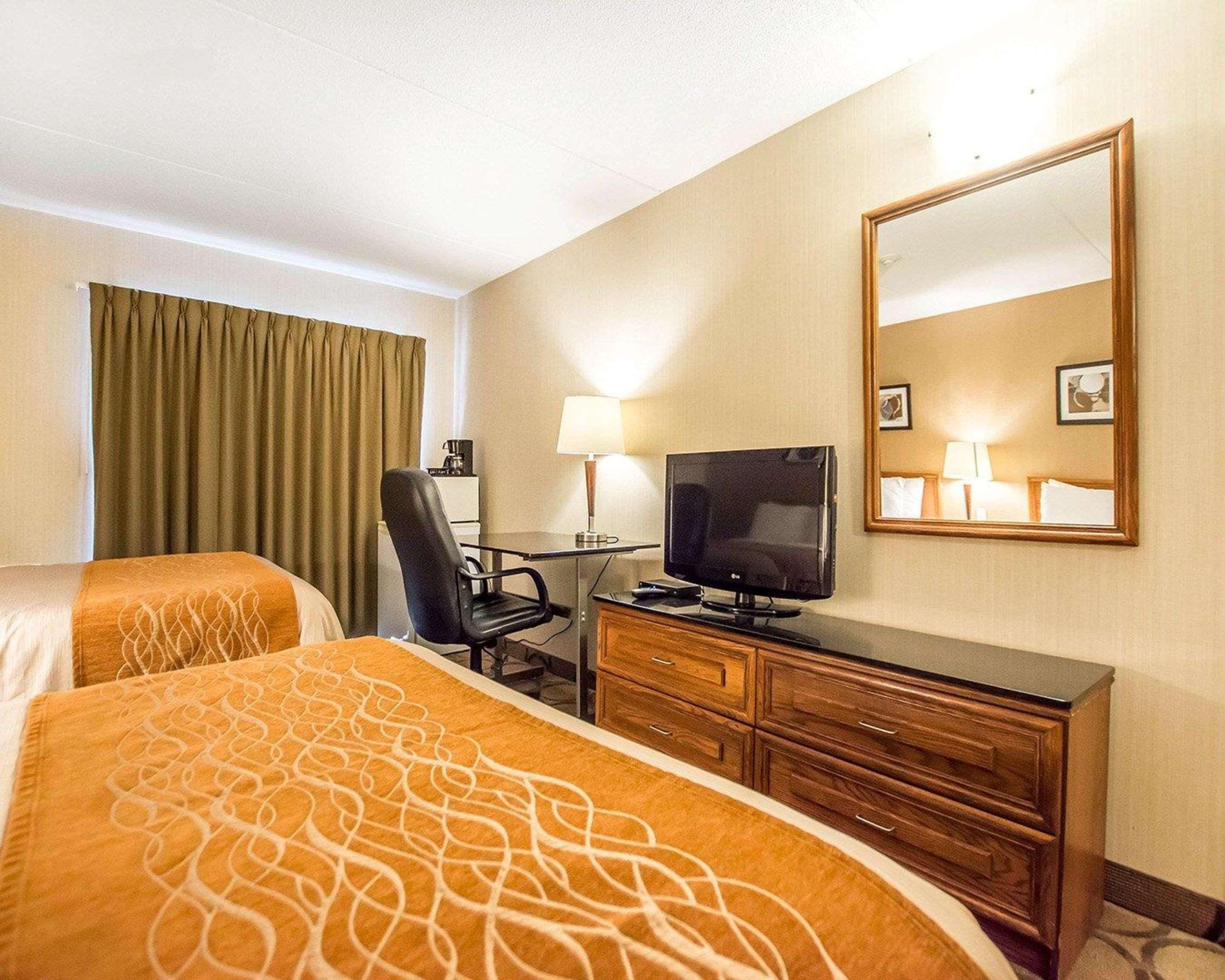 Comfort Inn Kirkland Lake Buitenkant foto