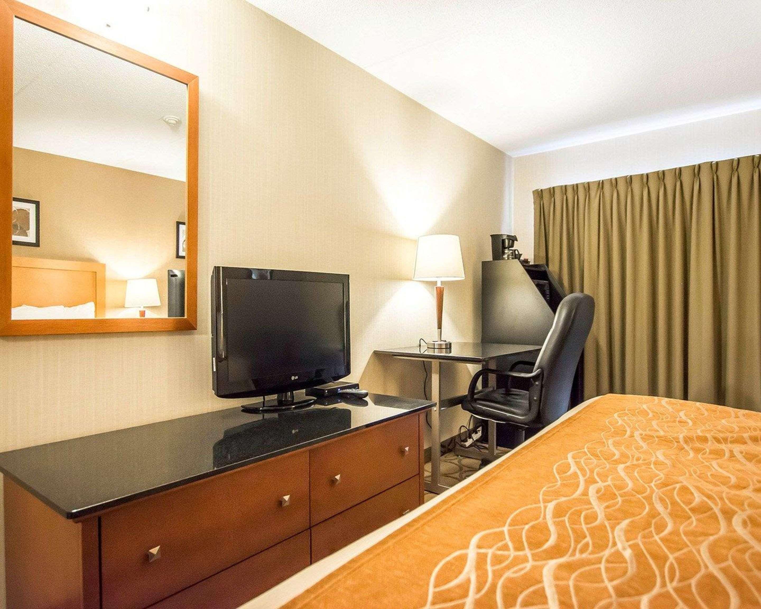 Comfort Inn Kirkland Lake Buitenkant foto