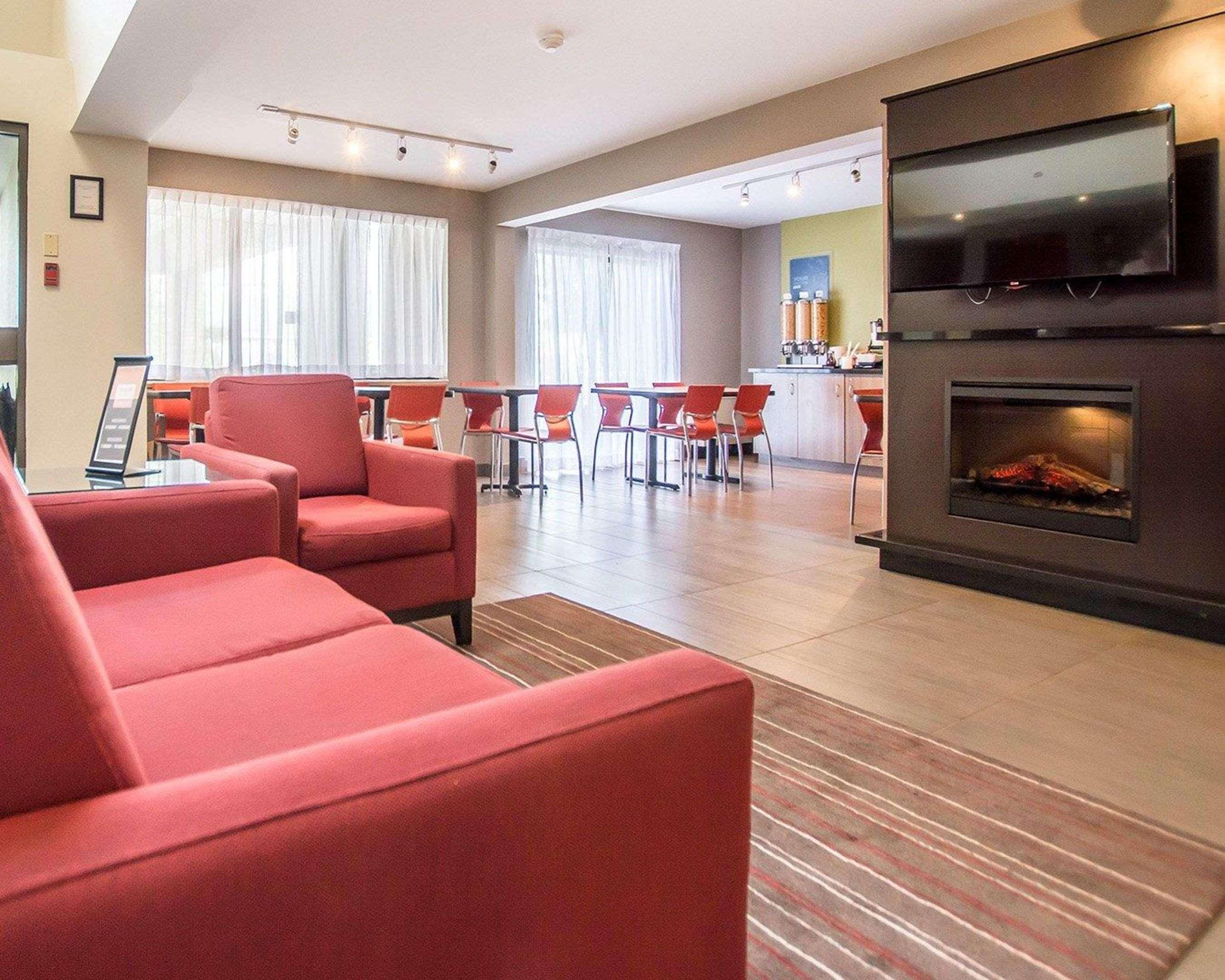 Comfort Inn Kirkland Lake Buitenkant foto