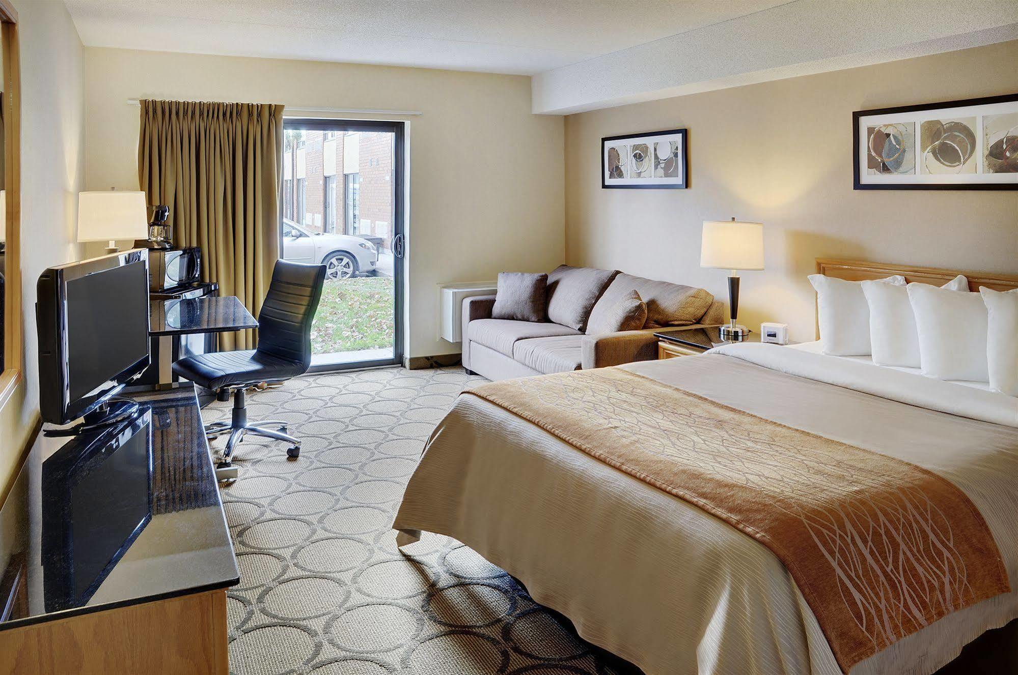 Comfort Inn Kirkland Lake Buitenkant foto